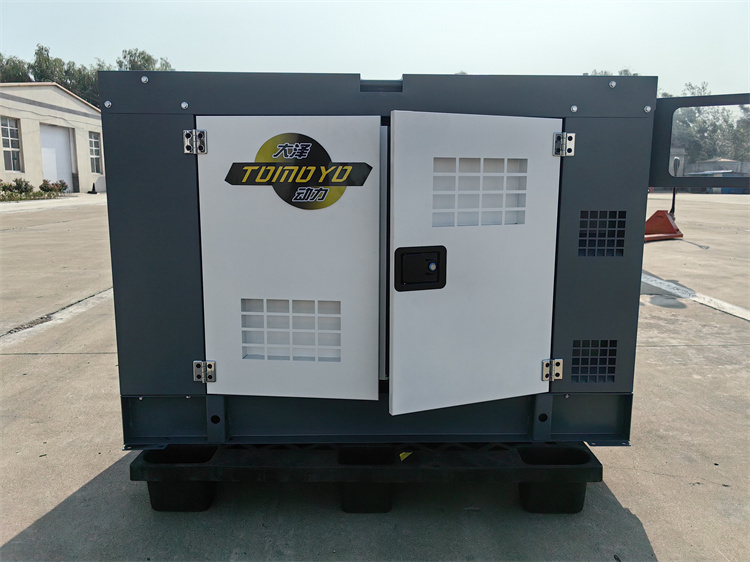 30kw国四柴油发电机组YD40000T4